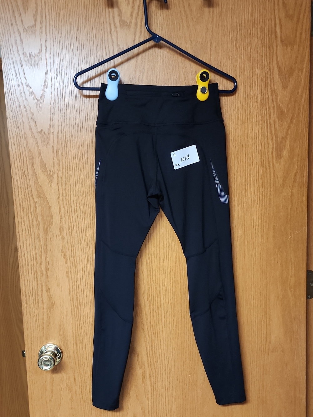 Nike Black Reflective Swoosh Leggings womens s number 1013